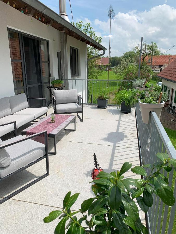 Fe Wo Brunnen - 120 Qm - Ruhige Lage - Viel Natur- Komfortabel - Grosser Balkon Und Garten Меммінген Екстер'єр фото